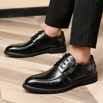Британская мужская обувь, мужской шафер, черный деловой костюм жениха, повседневная обувь с мягкой подошвой, мужские свадебные туфли из натуральной кожи Изображение