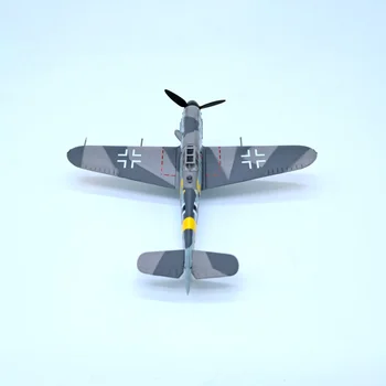 Модель самолета Warbird BF-109G-2-JG52 в масштабе 1:72 37251 37283 37276 37201 Изображение
